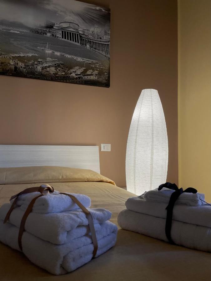 Appartamento Maria Mari House Napoli Esterno foto